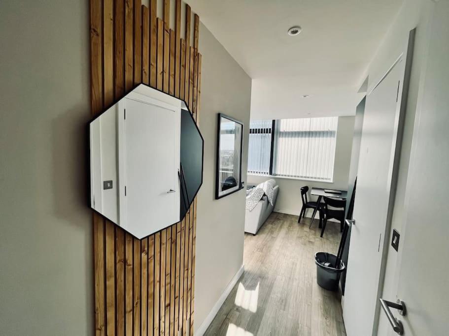 Stunning One Bedroom Apartment In Old Trafford Manchester Ngoại thất bức ảnh
