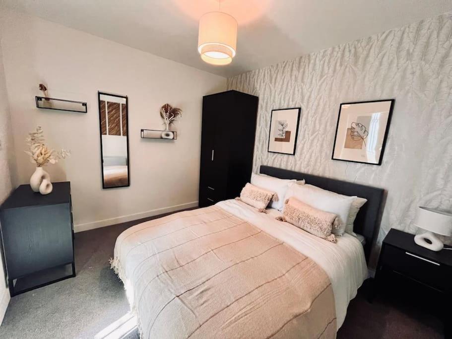 Stunning One Bedroom Apartment In Old Trafford Manchester Ngoại thất bức ảnh
