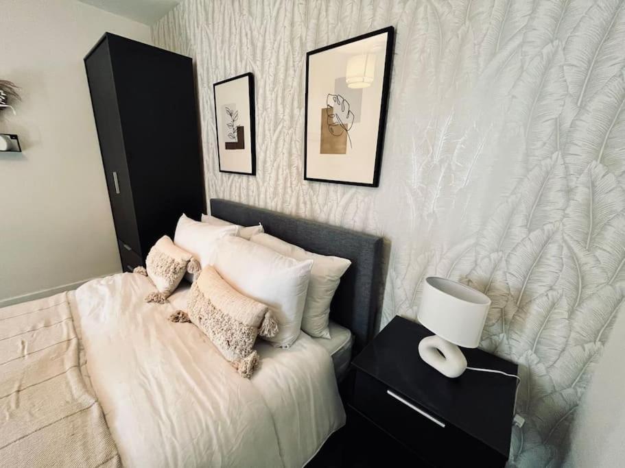 Stunning One Bedroom Apartment In Old Trafford Manchester Ngoại thất bức ảnh