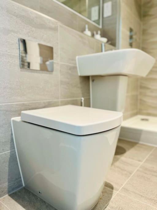 Stunning One Bedroom Apartment In Old Trafford Manchester Ngoại thất bức ảnh